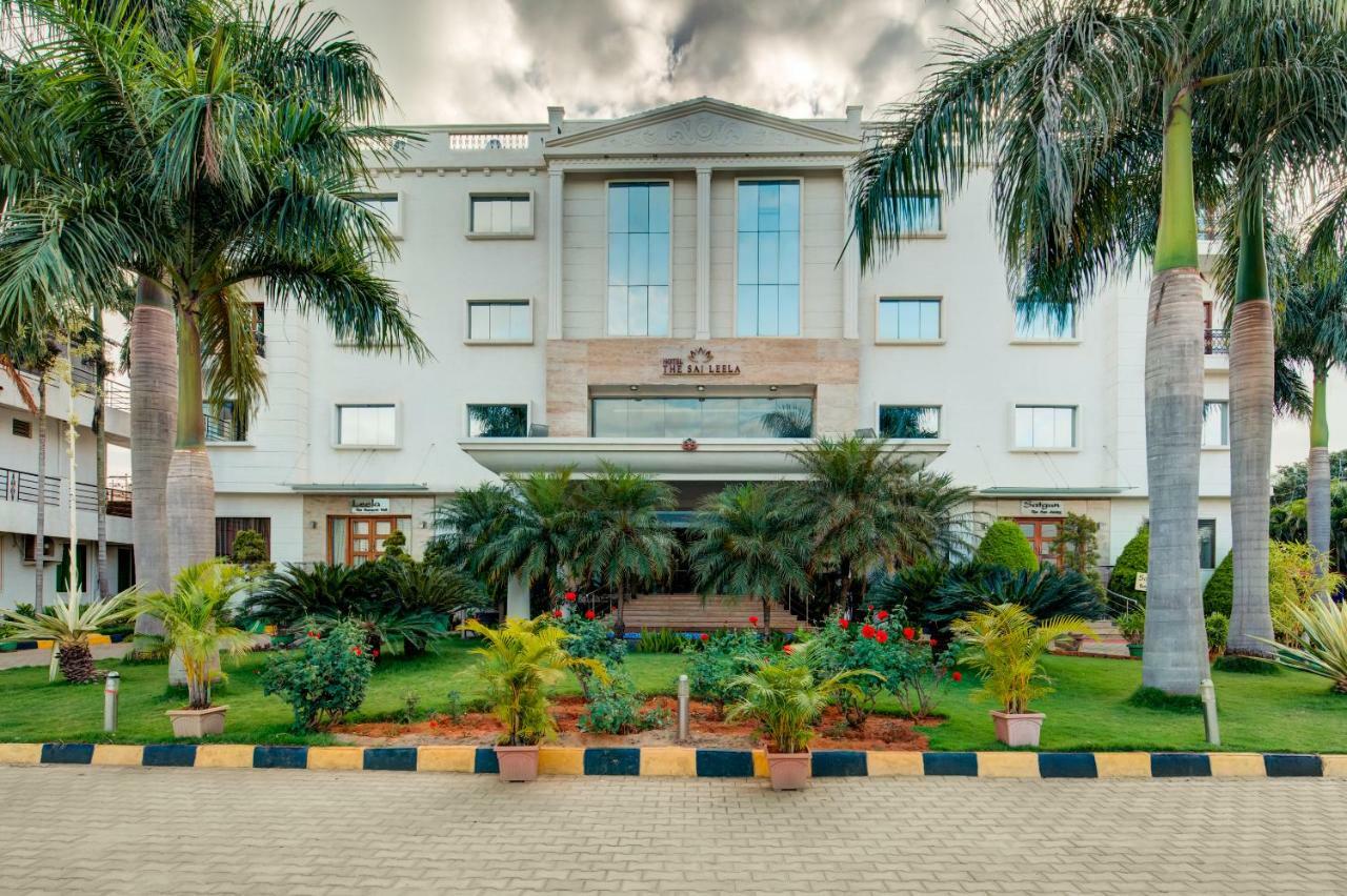 The Sai Leela Hotel Yelahanka Exterior photo